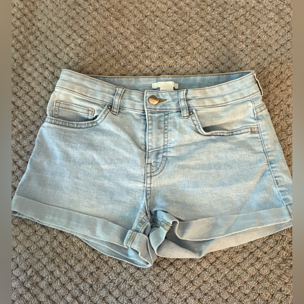 H&M Blue Jean Shorts High-Waisted Distressed